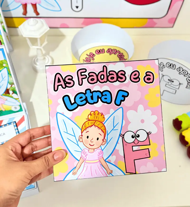 História na Caixa - Letra F