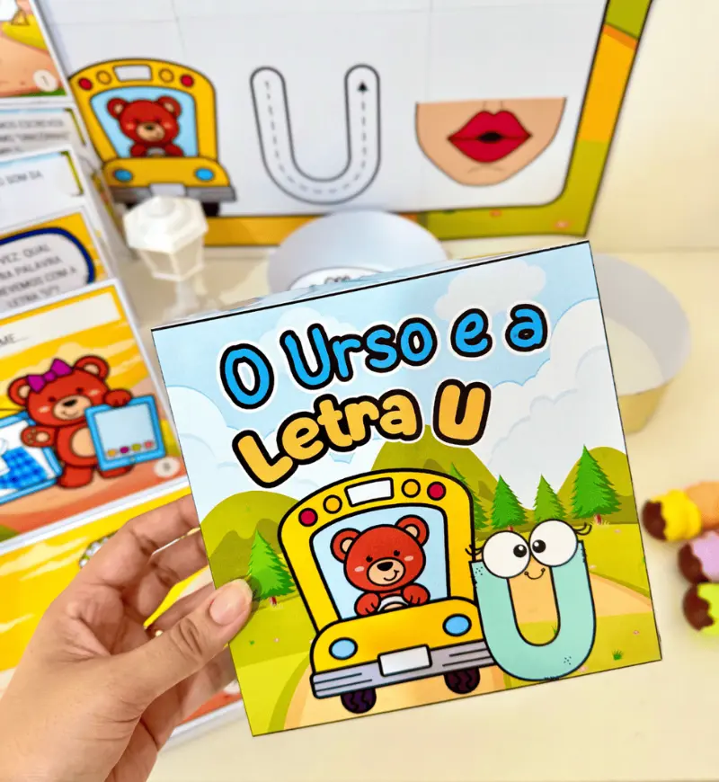 História na Caixa - Letra U