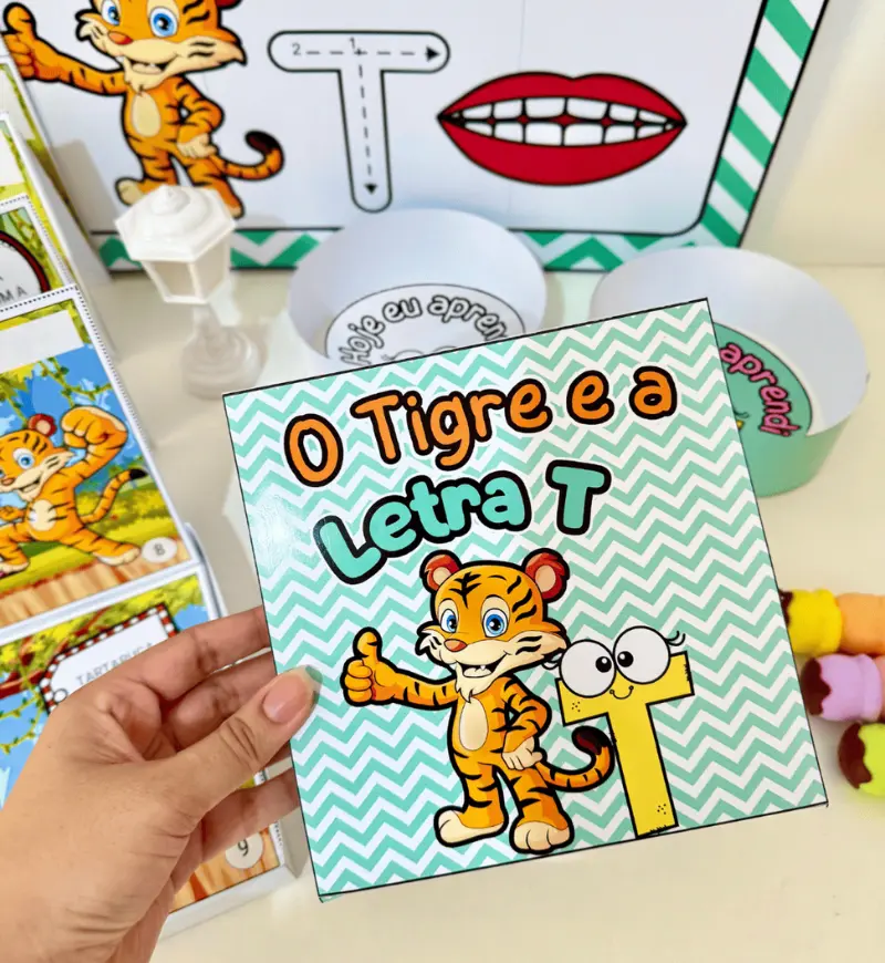 História na Caixa - Letra T