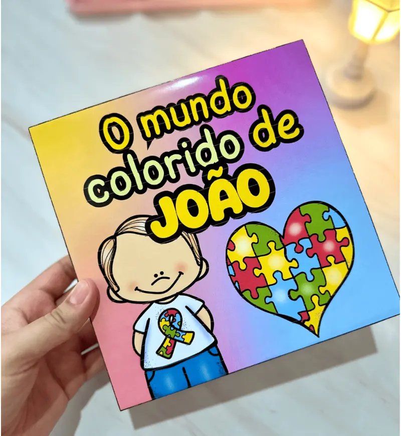 História na Caixa - O Mundo Colorido de João